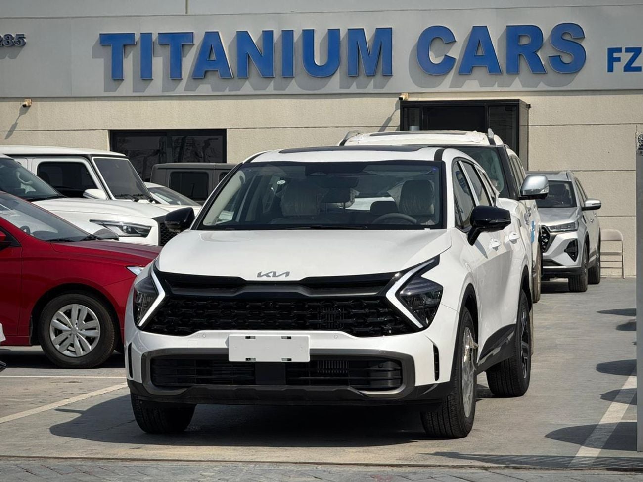 كيا سبورتيج Premium Edition 1.5L Petrol 2WD 2025 Export price @ 76,500 AED