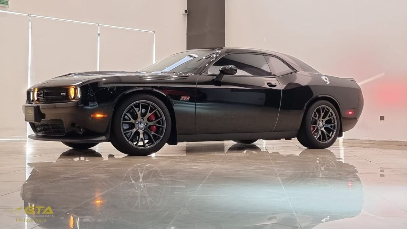 Dodge Challenger 2016 Dodge Challenger SRT8 Hellcat, Dodge Warranty, Full Service History, Very Low KMs, GCC