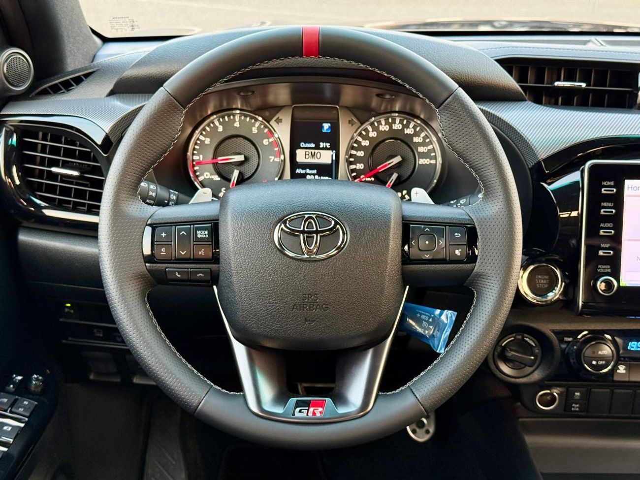 تويوتا هيلوكس Toyota Hilux GR Sport 4.0L