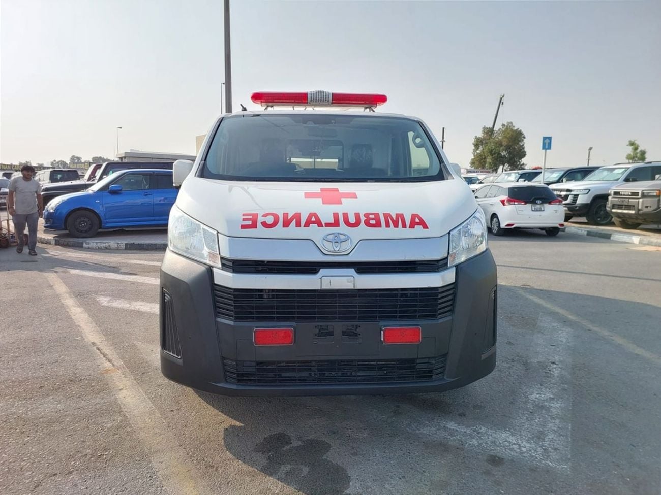 تويوتا هاياس TOYOTA HIACE COMMUTER AMBULANCE VAN RHD 2020 MODEL 2.8 L DIESEL AUTOMATIC(PM19152)