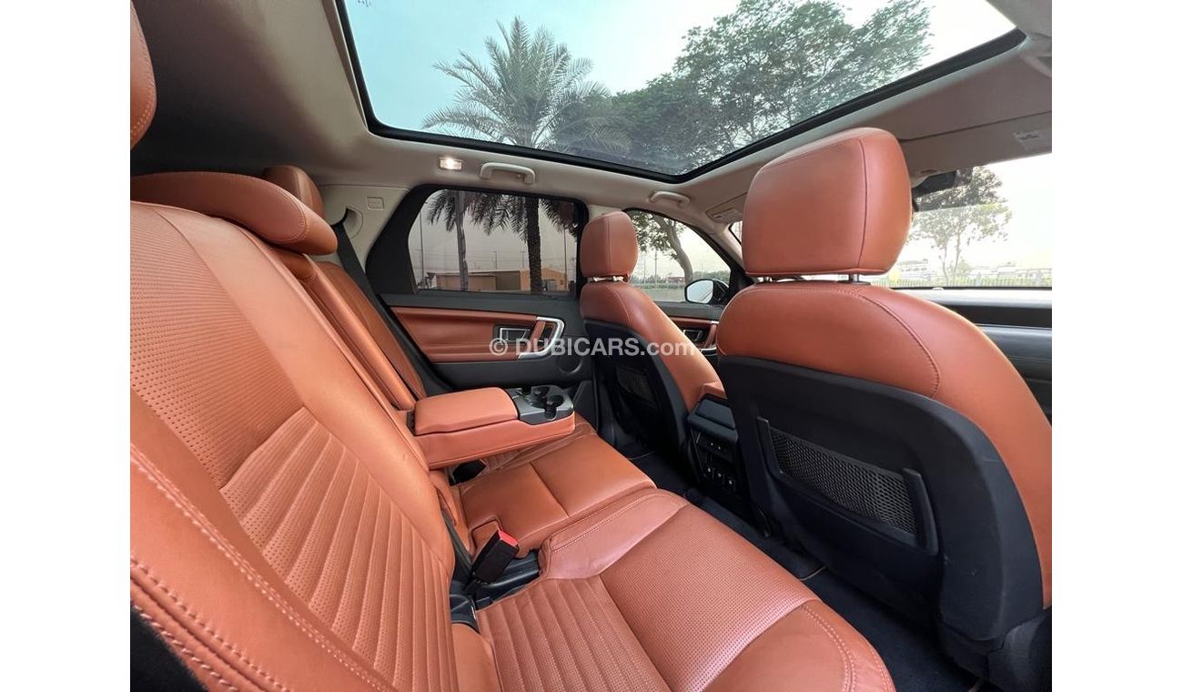 لاند روفر دسكفري LAND ROVER DISCOVERY HSE SPORT 2017 FULL OPTION VERY LOW MILEGAE DEALER WARRANTY