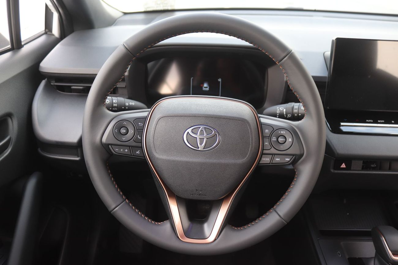 تويوتا كورولا كروس 2.0L HYBRID FACELIFT , LEATHER SEAT, ELECTRIC BACK DOOR MODEL 2025