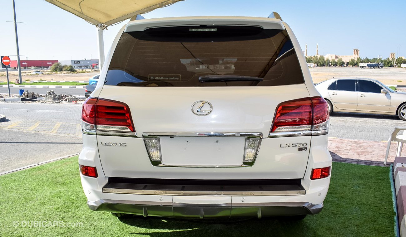 Lexus LX570 S