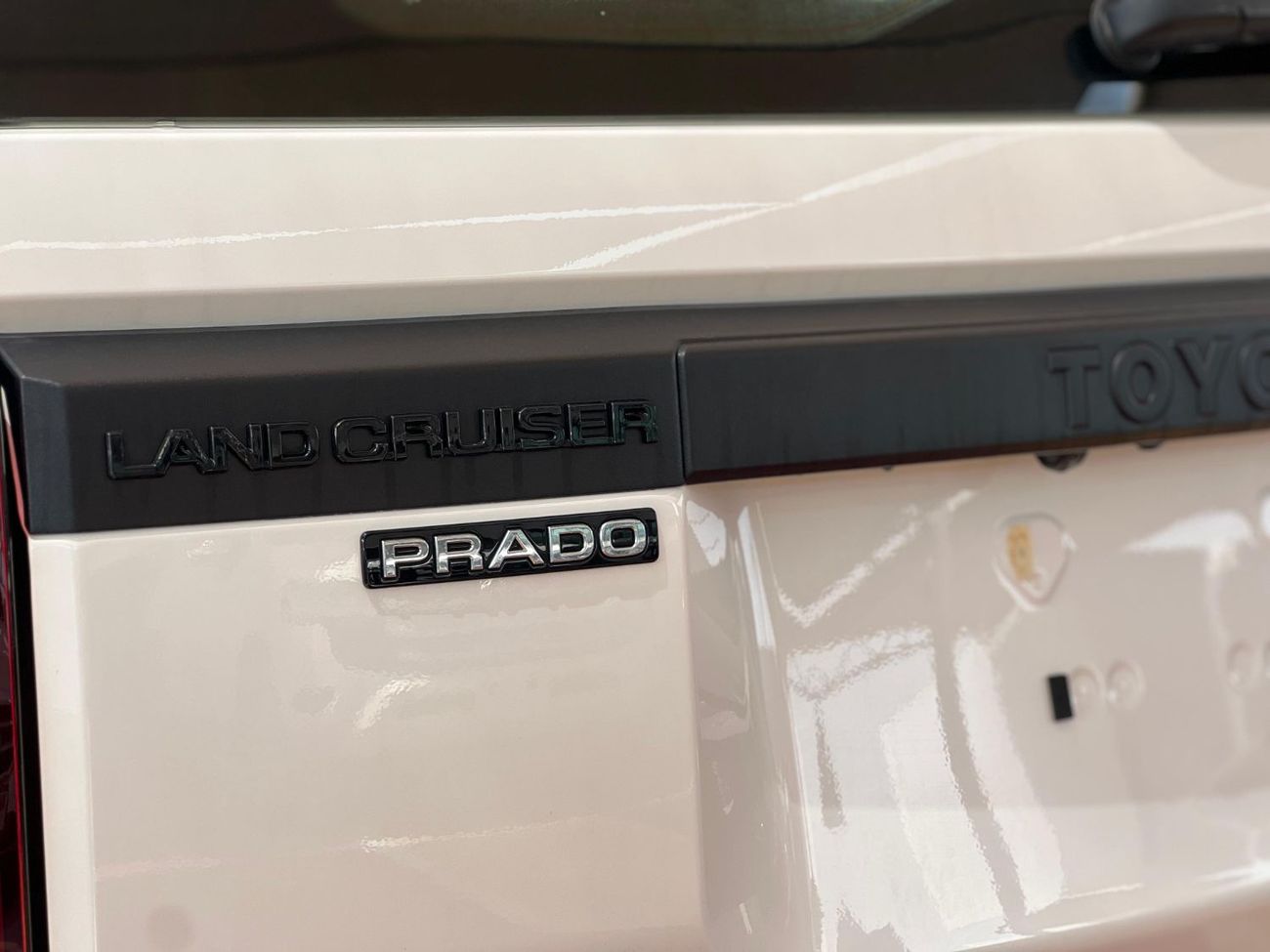 Toyota Prado TOYOTA LAND CRUISER PRADO VX - ENG 2.4L - MODEL 2024