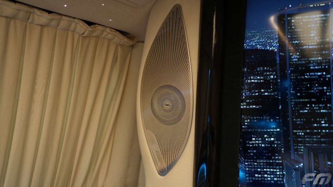 مرسيدس بنز V 300 VIP BUSINESS VAN –  FULL LUXURY OPTION | BRAND NEW | GCC | 2025