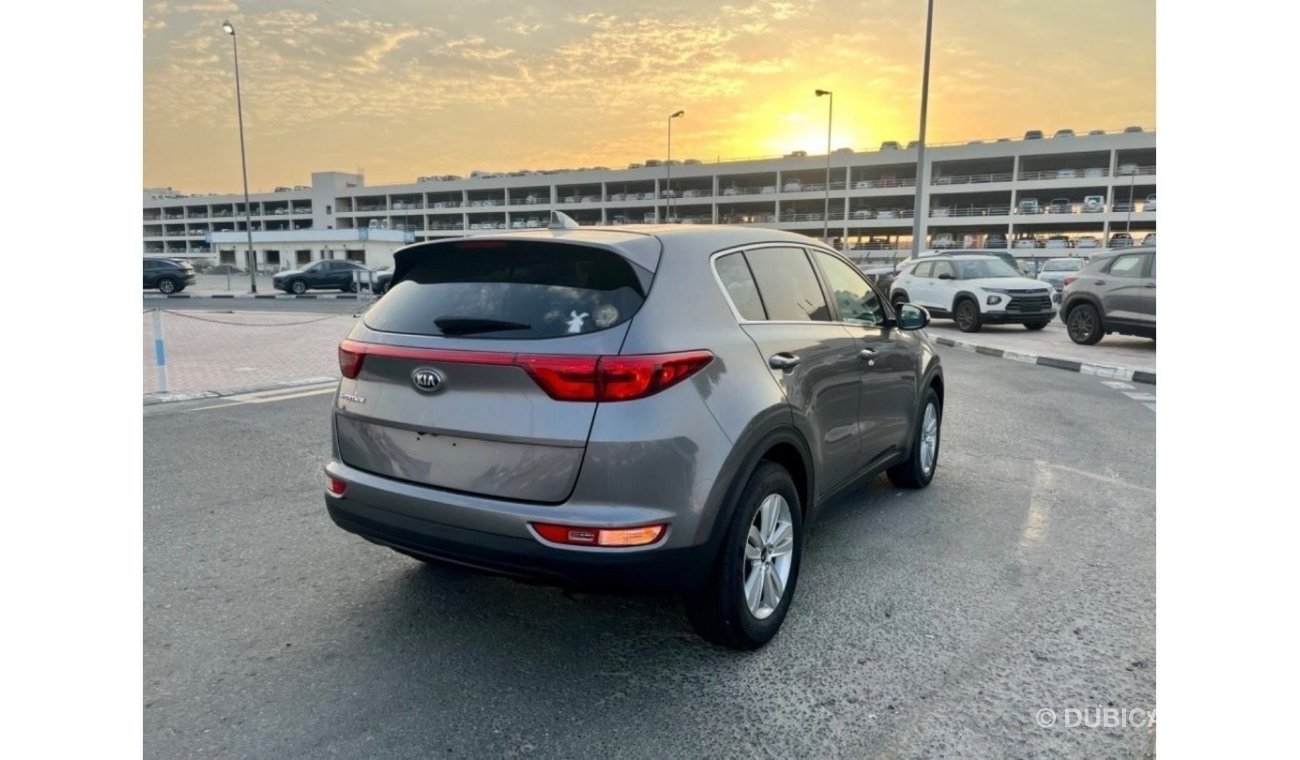 Kia Sportage LX 2018 RUN AND DRIVE 2.4 CC 4x4 USA IMPORTED - UAE PASS AND FOR EXPORT!!