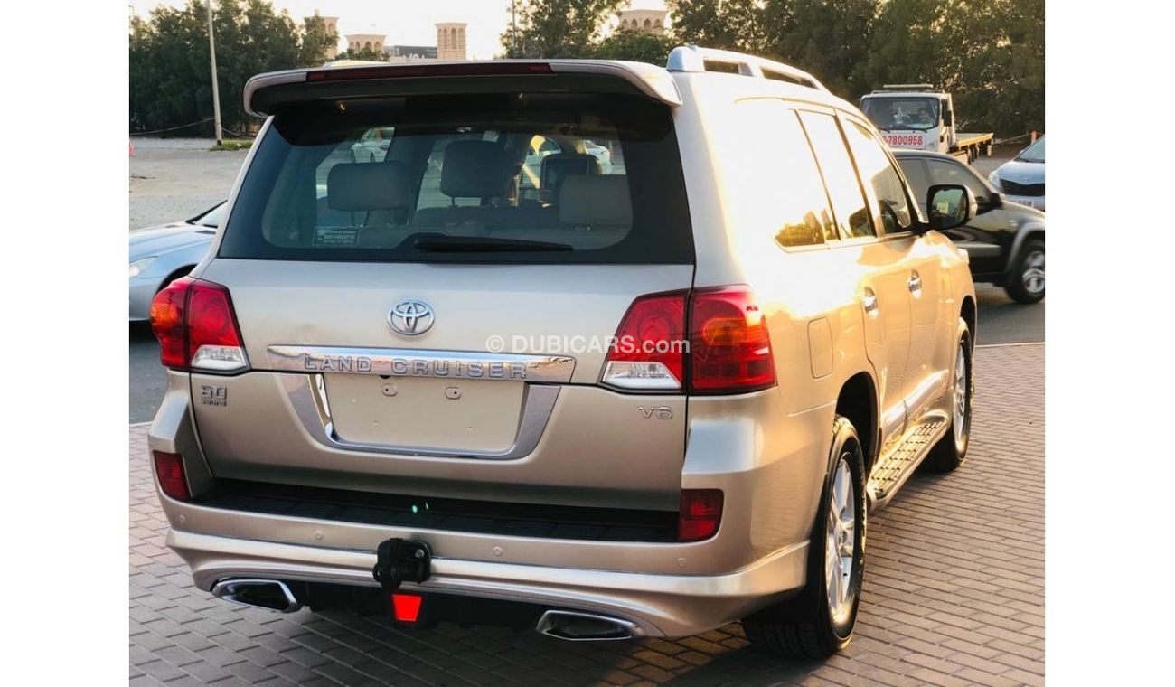 Toyota Land Cruiser Toyota land cruiser 6 cylinder GCC full option