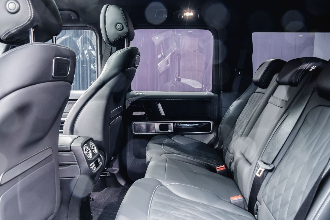 مرسيدس بنز G 63 AMG 4X4² Mercedes-Benz AMG G63 4x4² + Night II + Superior + TV