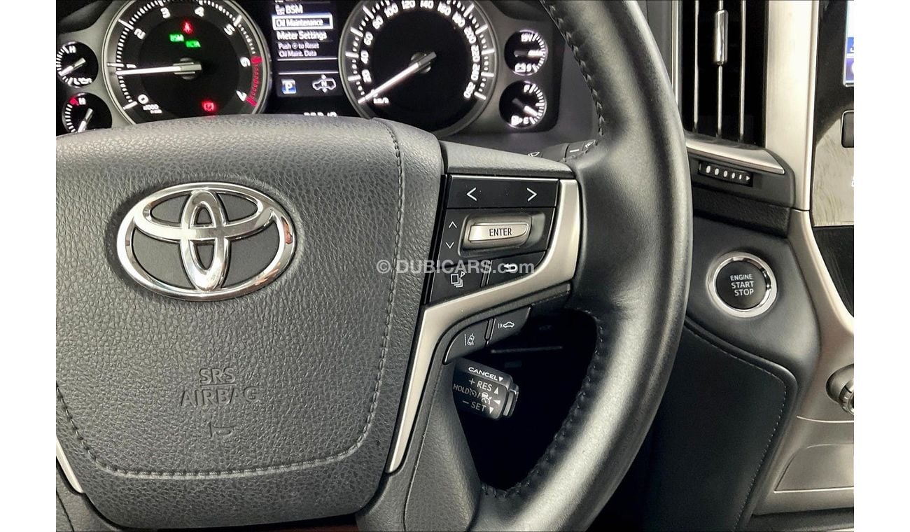 Toyota Land Cruiser VXR