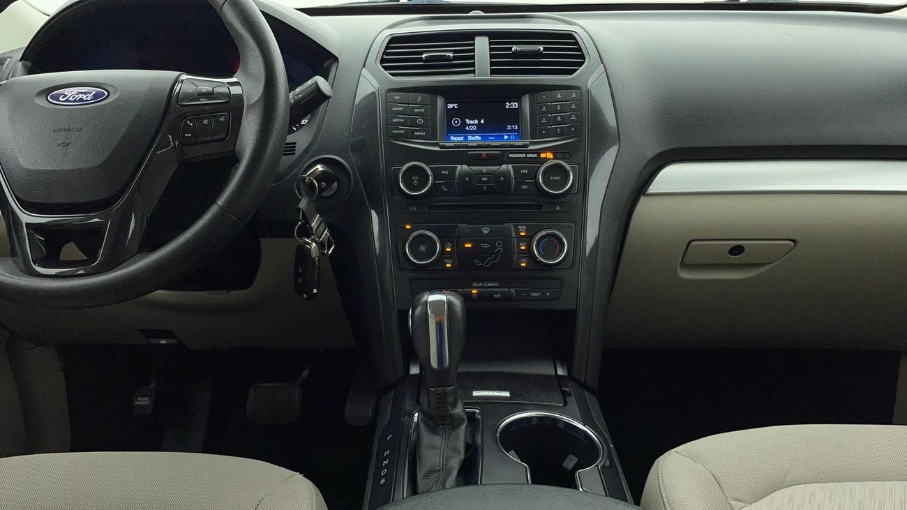 فورد إكسبلورر BASE FWD 3.5 | بدون دفعة مقدمة | اختبار قيادة مجاني للمنزل