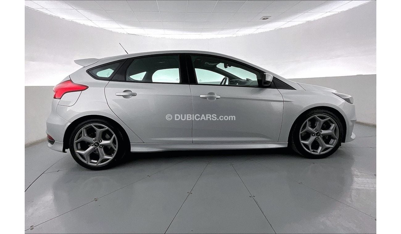 فورد فوكاس ST | سنة ضمان مجانية | 0 دفعة أولى | سياسة الإعادة بعد 7 أيام