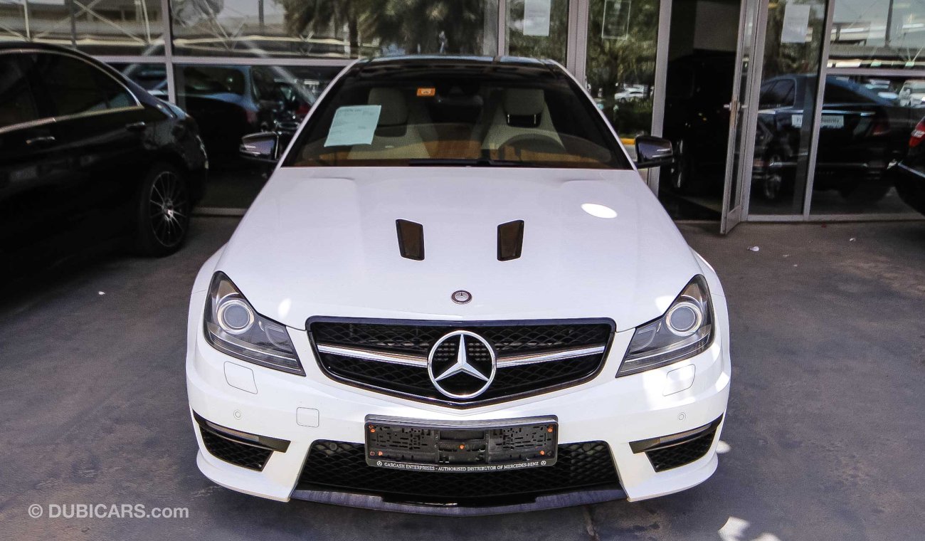 مرسيدس بنز C 63 كوبيه