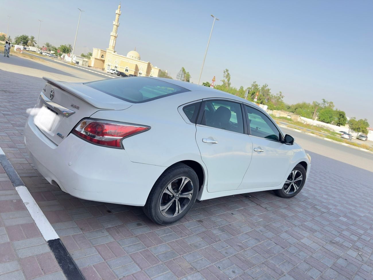 نيسان ألتيما