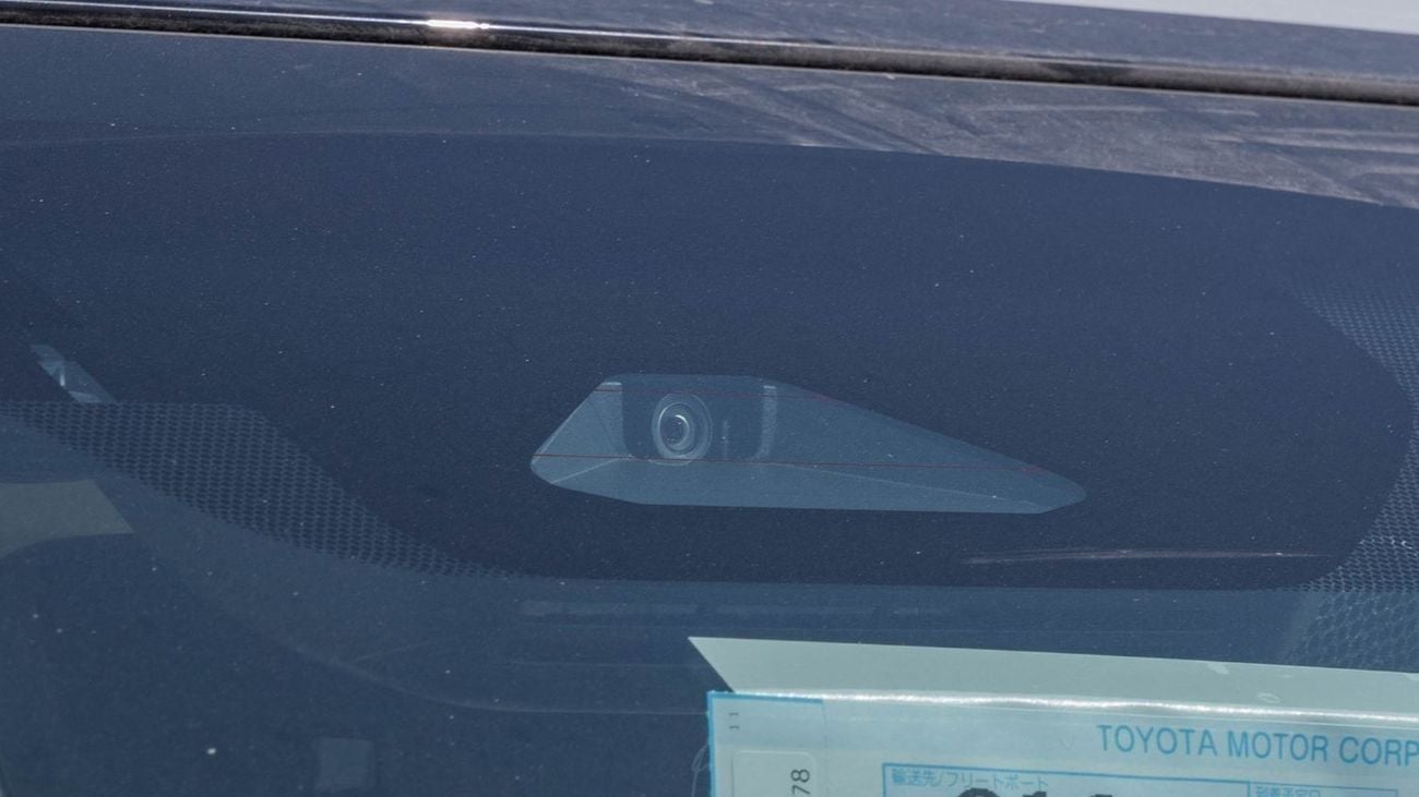 Toyota Land Cruiser 2025 Toyota Land Cruiser VXR 3.5L Twin Turbo AT Petrol (Silver)