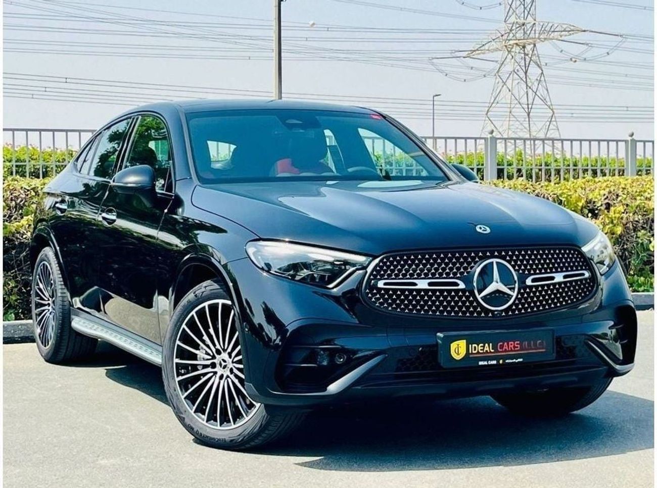 مرسيدس بنز GLC 200 | MERCEDES BENZ| GLC 200 4MATIC |GCC SPECS | YEAR 2024 | 5 YEAR WARRANT YEAR SERVICE CONTRACT