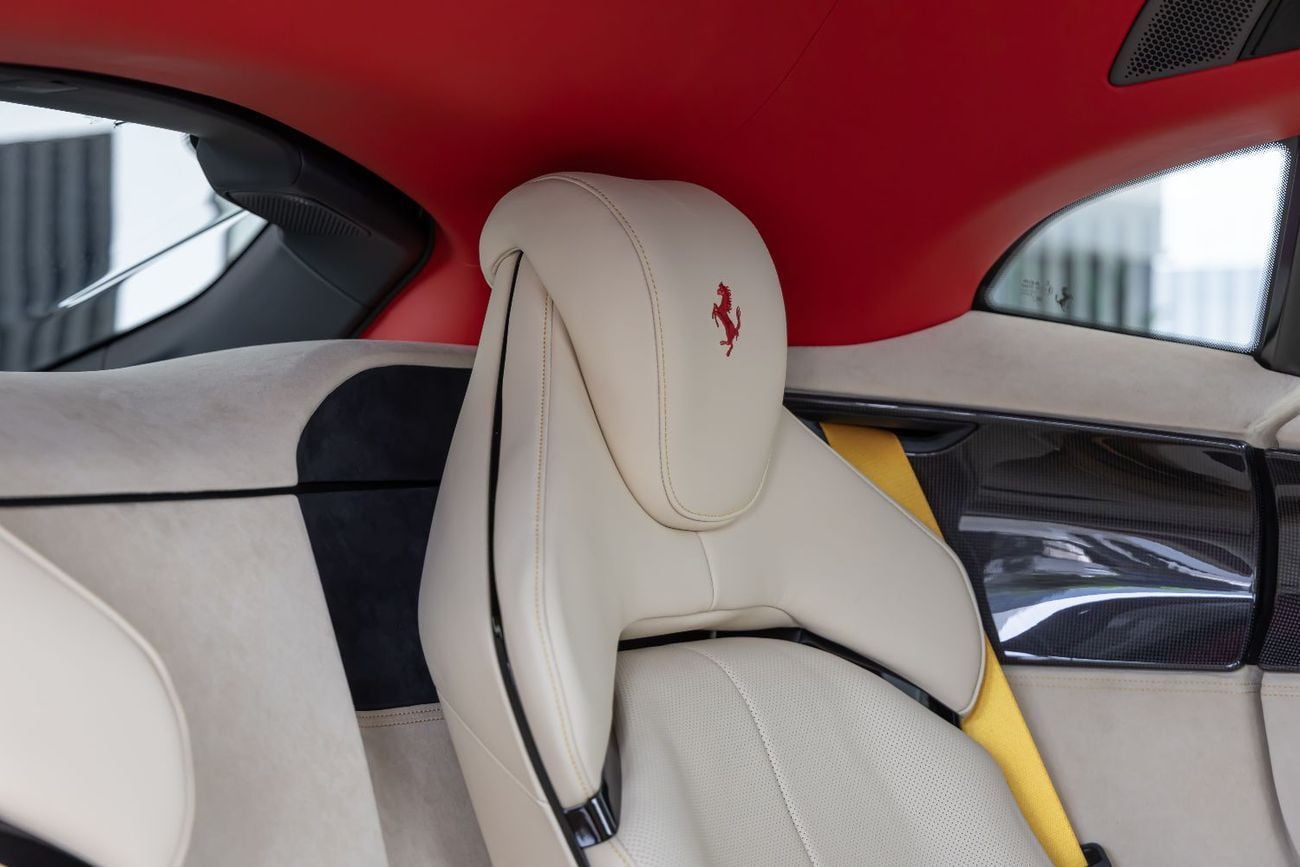 فيراري بوروسانجوي STD FERRARI PUROSANGUE | FULL CARBON INTERIOR | FULLY LOADED | 2025