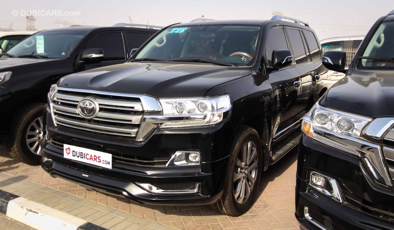 Toyota Land Cruiser Diesel with 2017 body kit