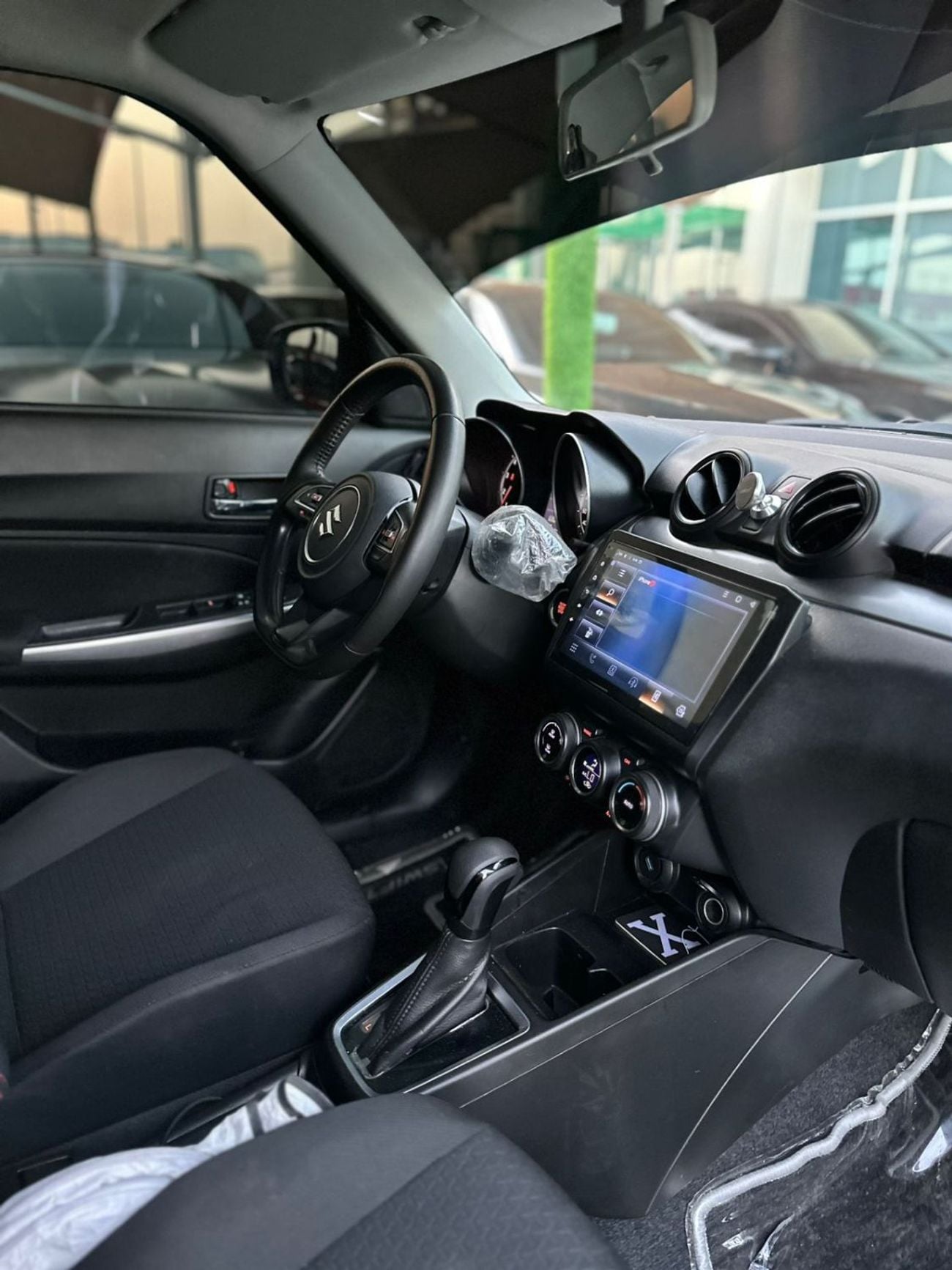 Suzuki Swift SUZUKI SWIFT 2024 GCC FULL OPTION ORIGINAL PAINT PERFECT CONDITION FULL SERVICE HISTORY