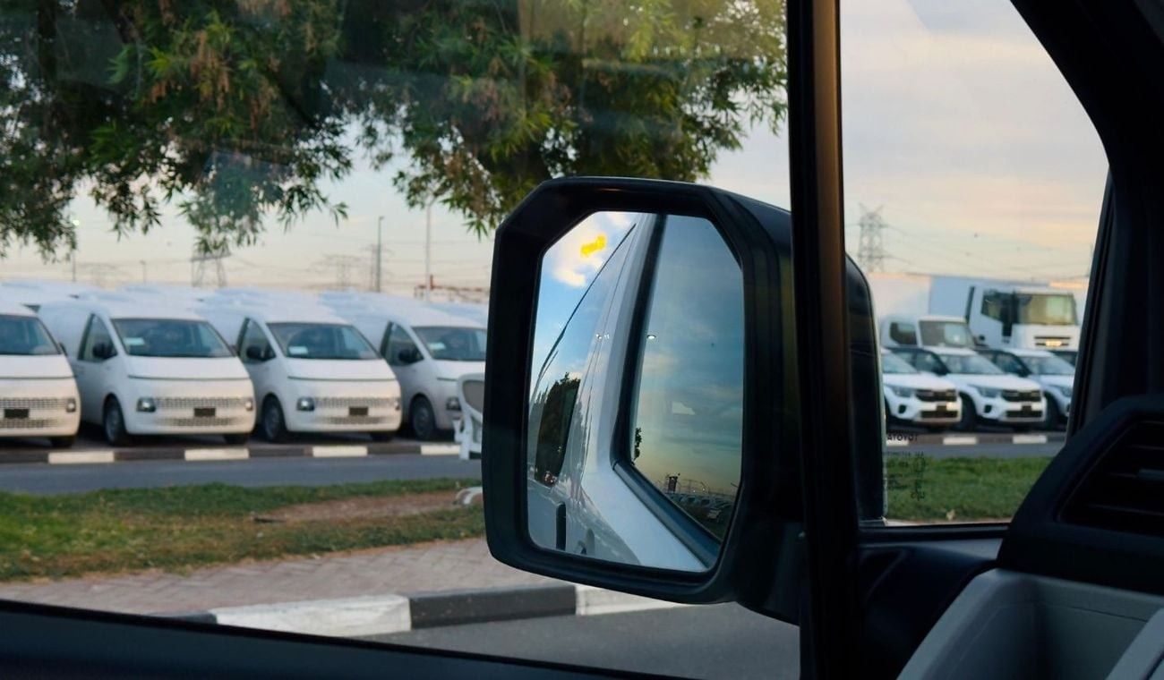 تويوتا هاياس PREMIUM CONDITION | 2.8L DIESEL ENGINE | REAR VIEW CAMERA | RHD