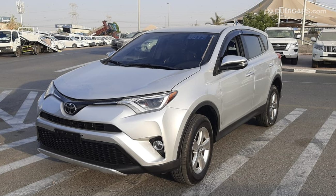 تويوتا راف ٤ TOYOTA RAV4  XLE PUSH START