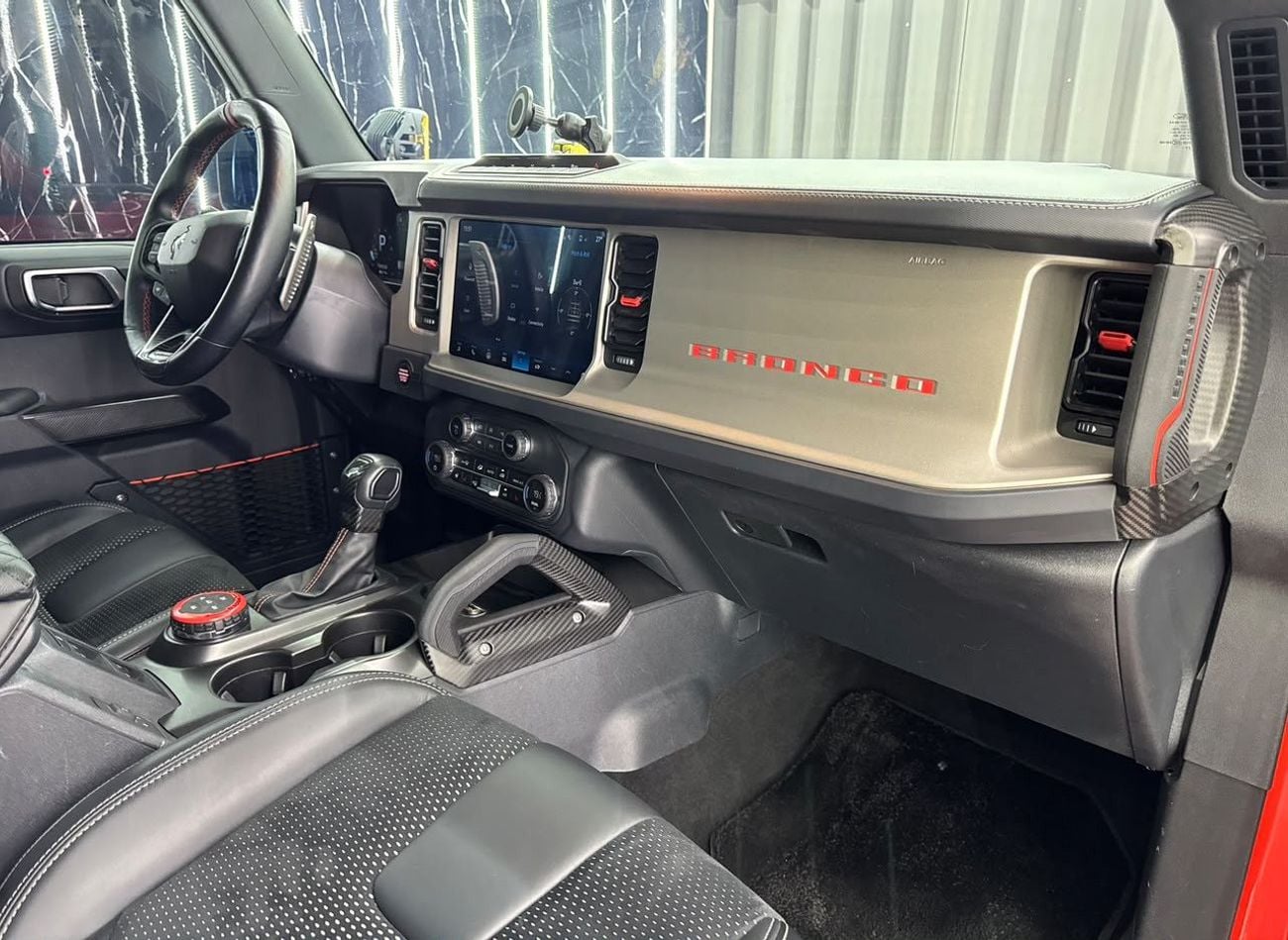 Ford Bronco RAPTOR Twin Turbo V6 | Low Mileage | GCC Original Paint | Advanced 4x4 | Excellent Condition