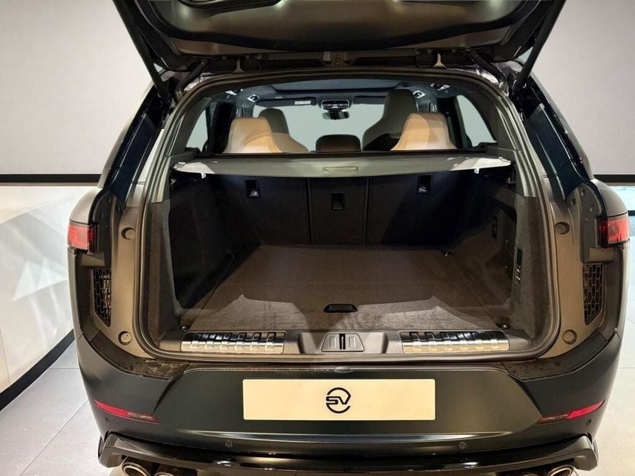 لاند روفر رينج روفر سبورت 4.4 P635 V8 MHEV SV Auto 4WD Euro 6 (s/s) 5dr (EXPORT ONLY) Right Hand Drive