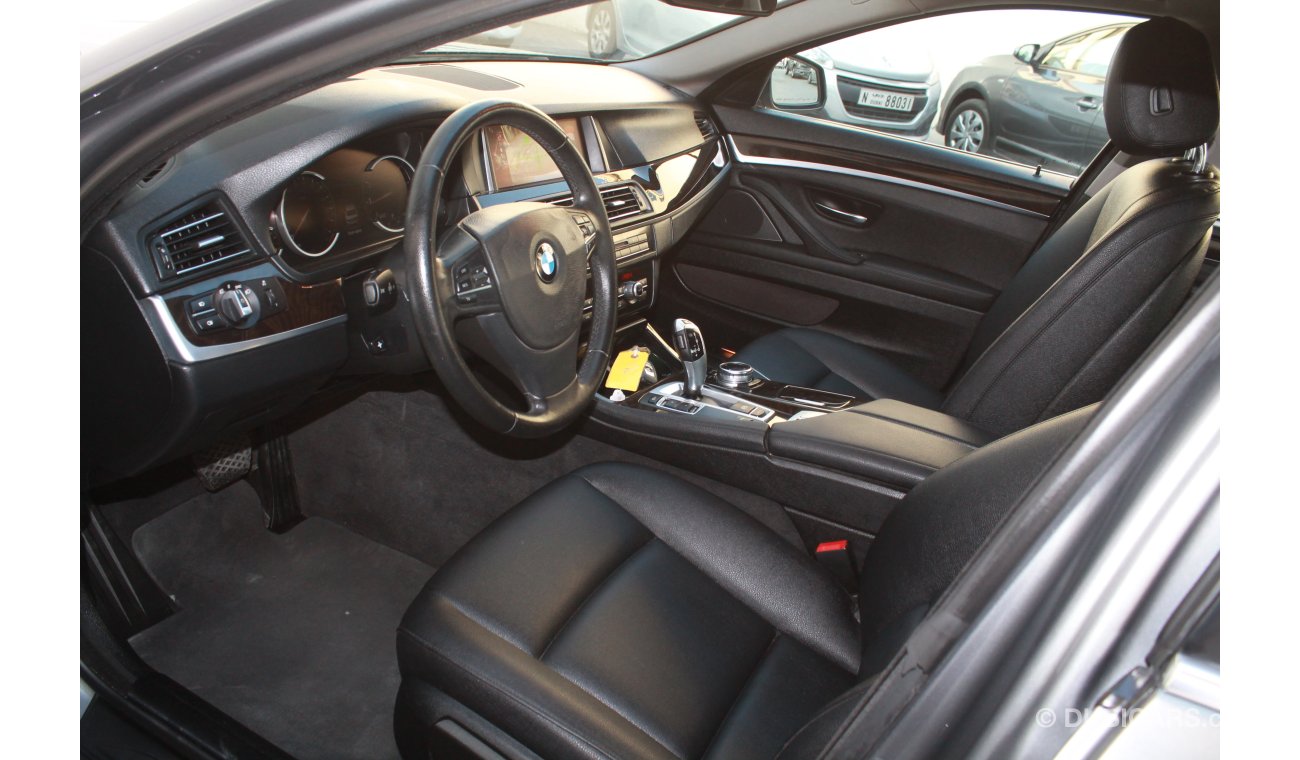 BMW 520i I 2.0L TURBO 2015 MODEL WITH NAVIGATION SUNROOF