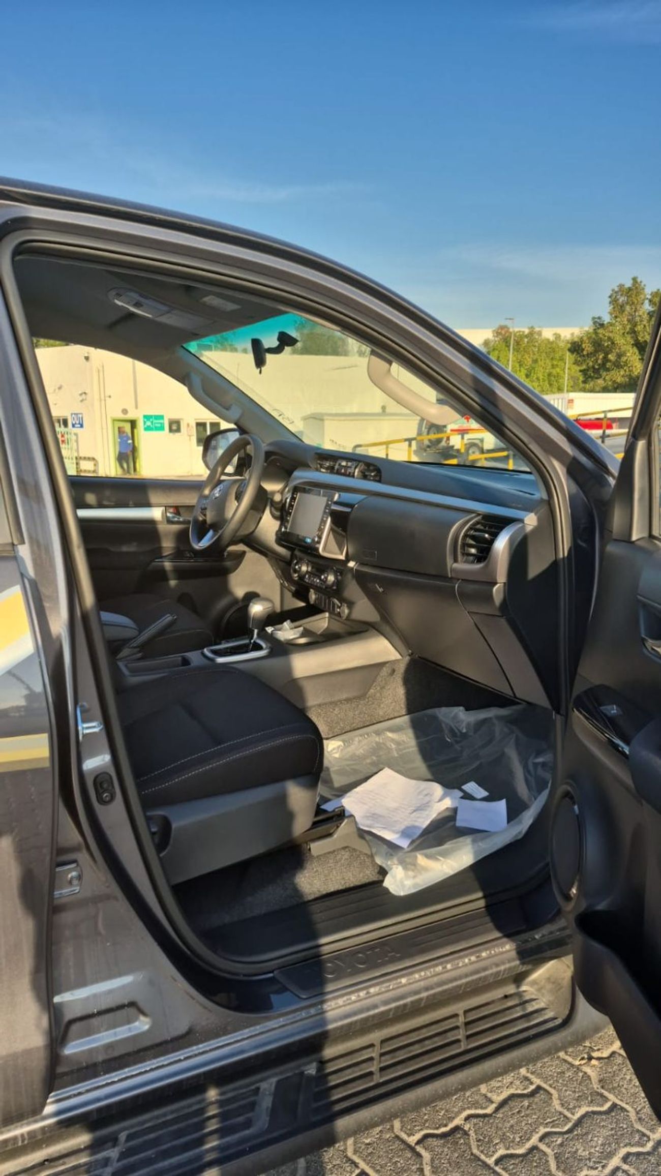 Toyota Hilux Hilux Auto Full Option GCC 2025M