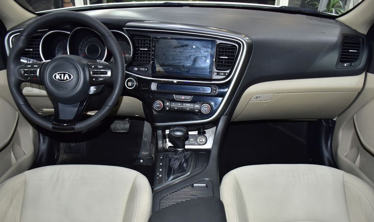 Kia Optima EXCELLENT DEAL for our KIA Optima ( 2016 Model ) in White Color GCC Specs