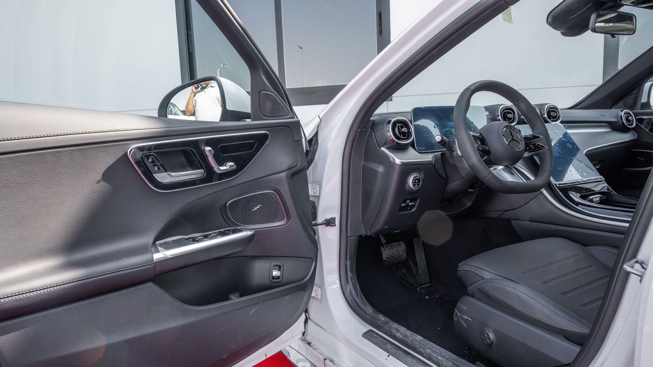 مرسيدس بنز C 200 MERCEDES BENZ C200 2.0L-2025YM