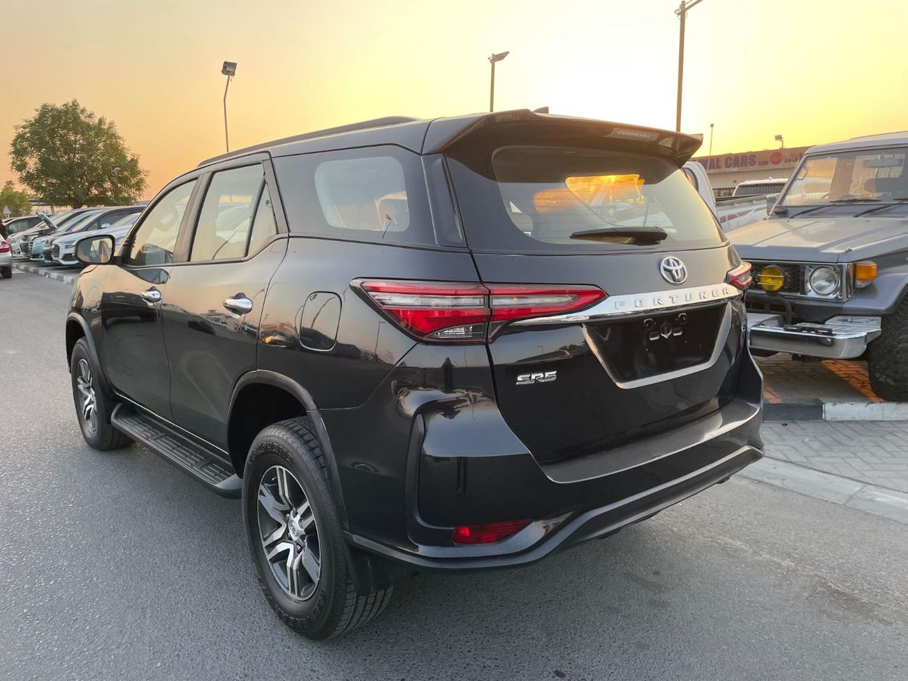 تويوتا فورتونر EXR 2.7L (160 HP)
