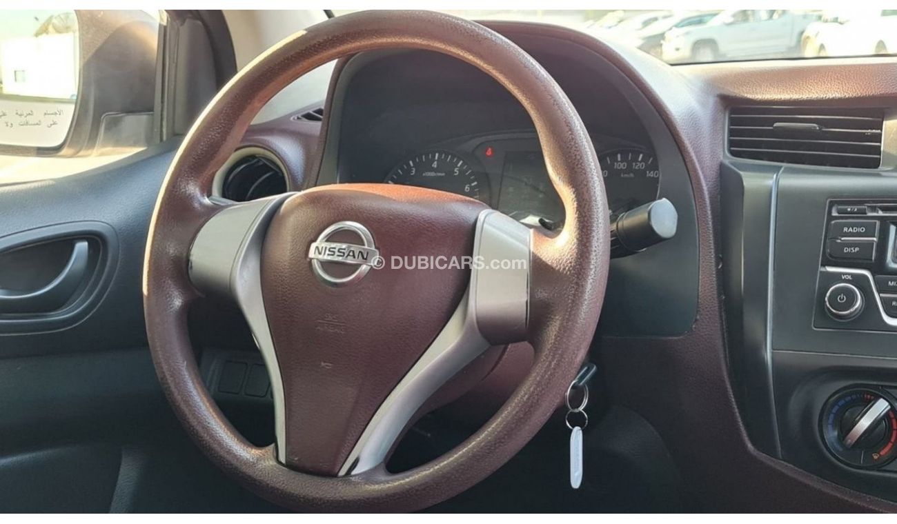 Nissan Navara Std SE 4x4 2017  Automatic GCC Perfect Condition