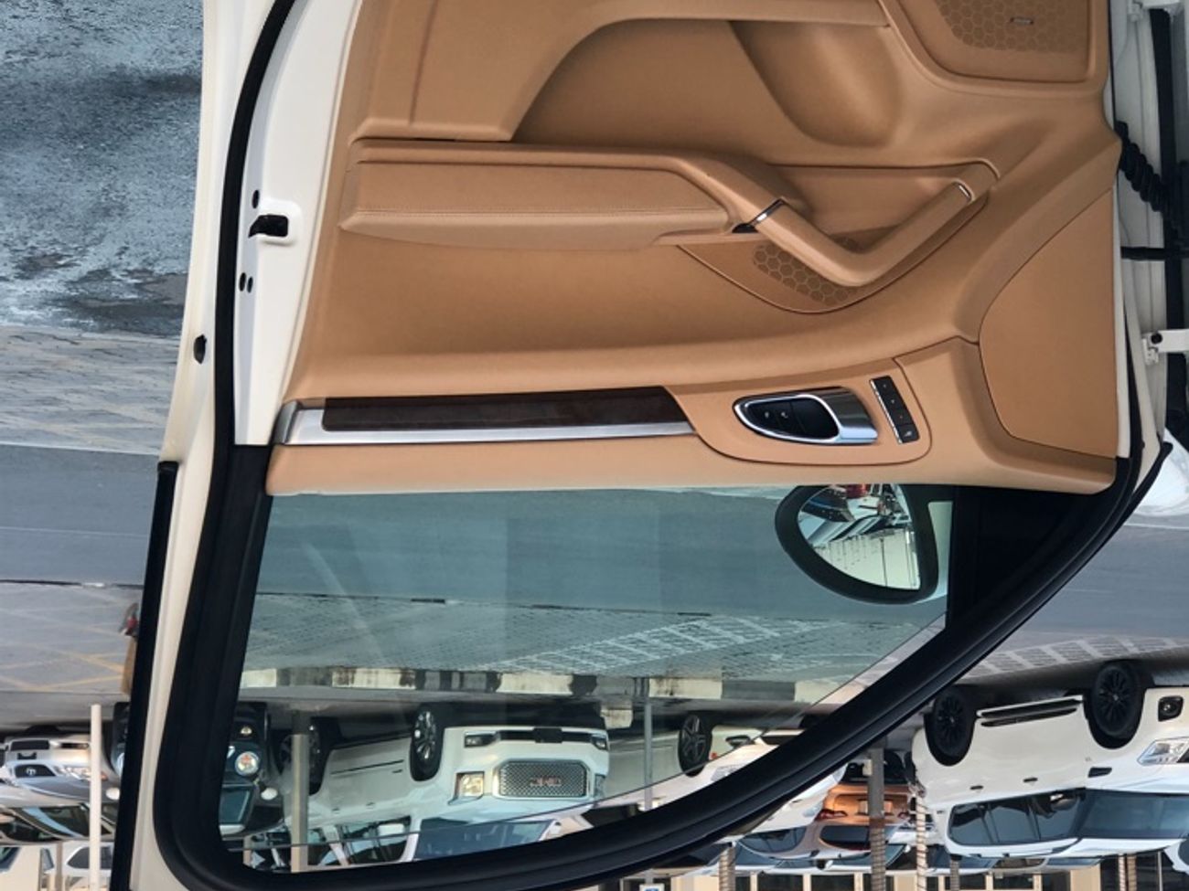 Porsche Cayenne PORSCHE Cayenne S MODEL 2013 GCC CAR PERFECT CONDITION FULL OPTION PANORAMIC ROOF LEATHER SEATS