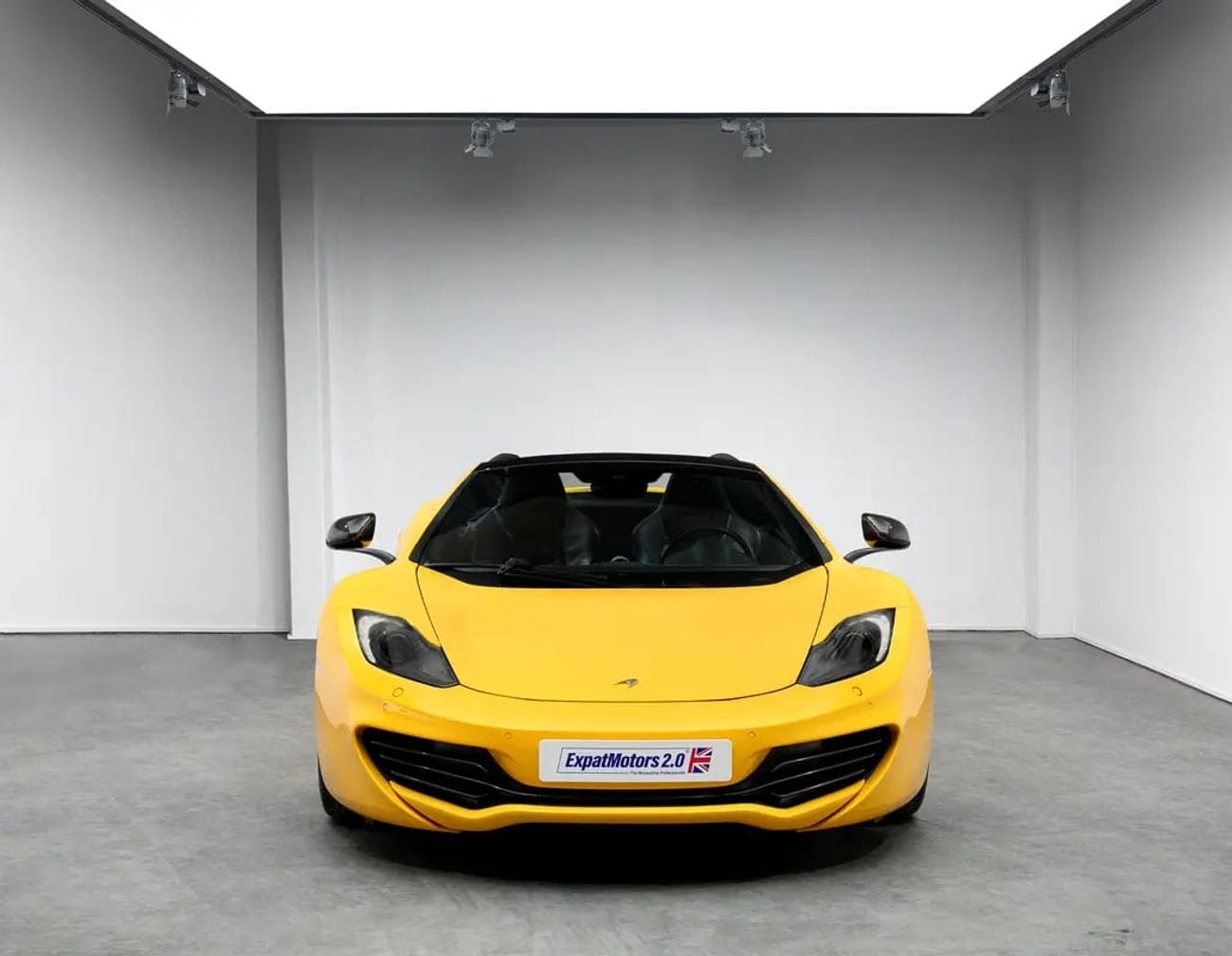 مكلارين MP4-12C سبايدر FDSH • Warranty • GCC