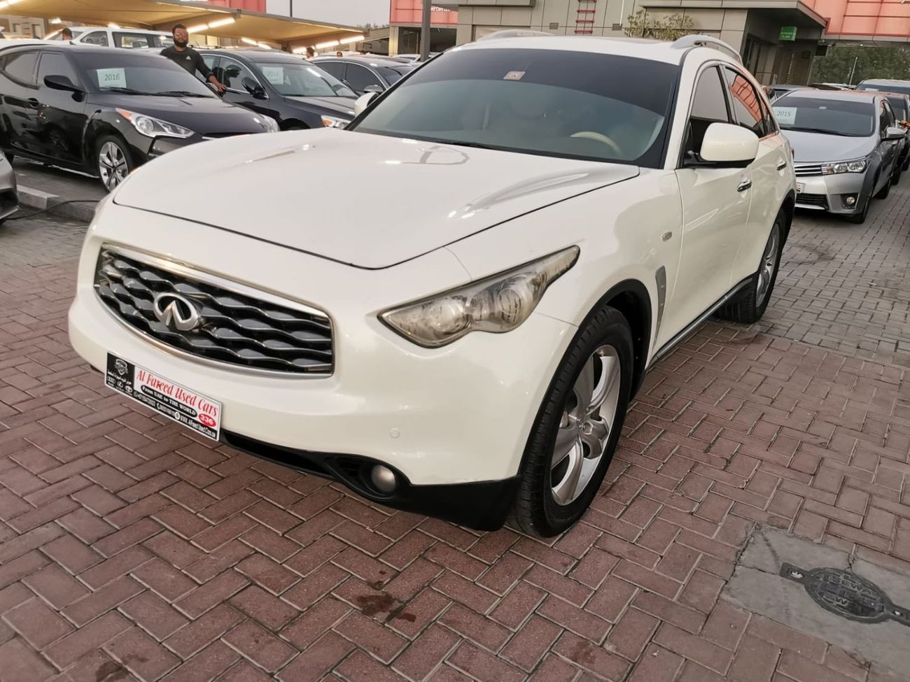 Infiniti FX35 Very good condition inside and outside