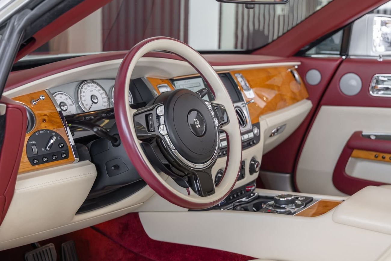 رولز رويس داون Rolls-Royce Dawn 2017 | Fully Loaded | GCC Specs | Mint Condition | "WARRANTY AVAILABLE"