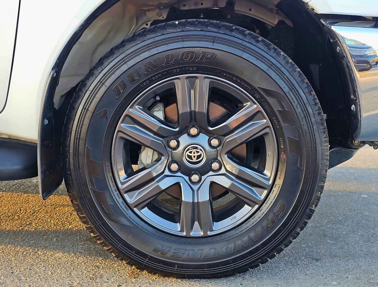 تويوتا هيلوكس PATROL/ AUTO/ POWER WINDOW/ WIDE BODY/ LOT# 52322