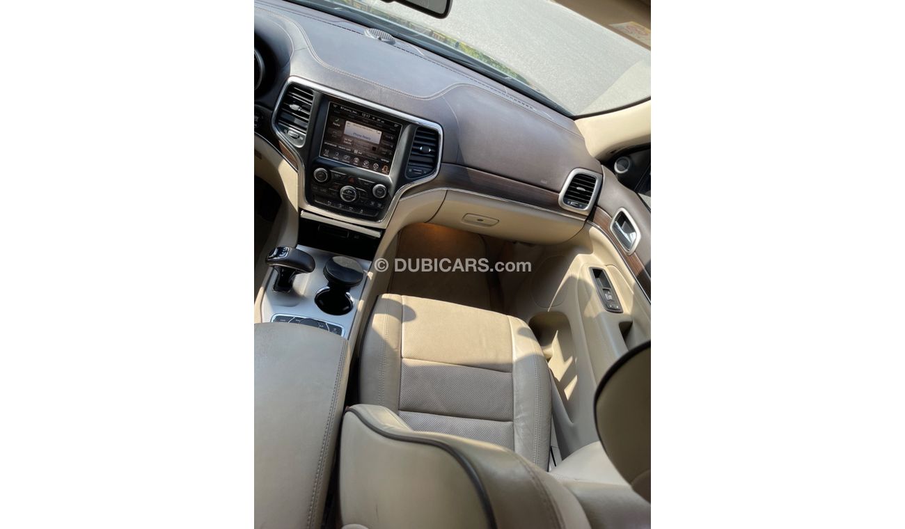 Jeep Grand Cherokee Altitude JEEP/GRAND CHEROKEE -model 2014 -GCC- Excellent Condition