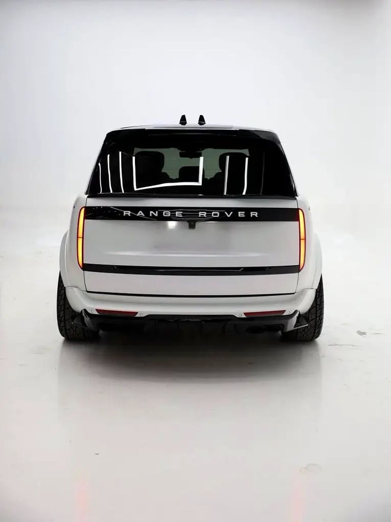 لاند روفر رينج روفر LWB Autobiography P400 3.0L Autobiography P530 VENUUM