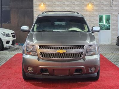 Chevrolet Suburban LTZ 5.3L 4WD