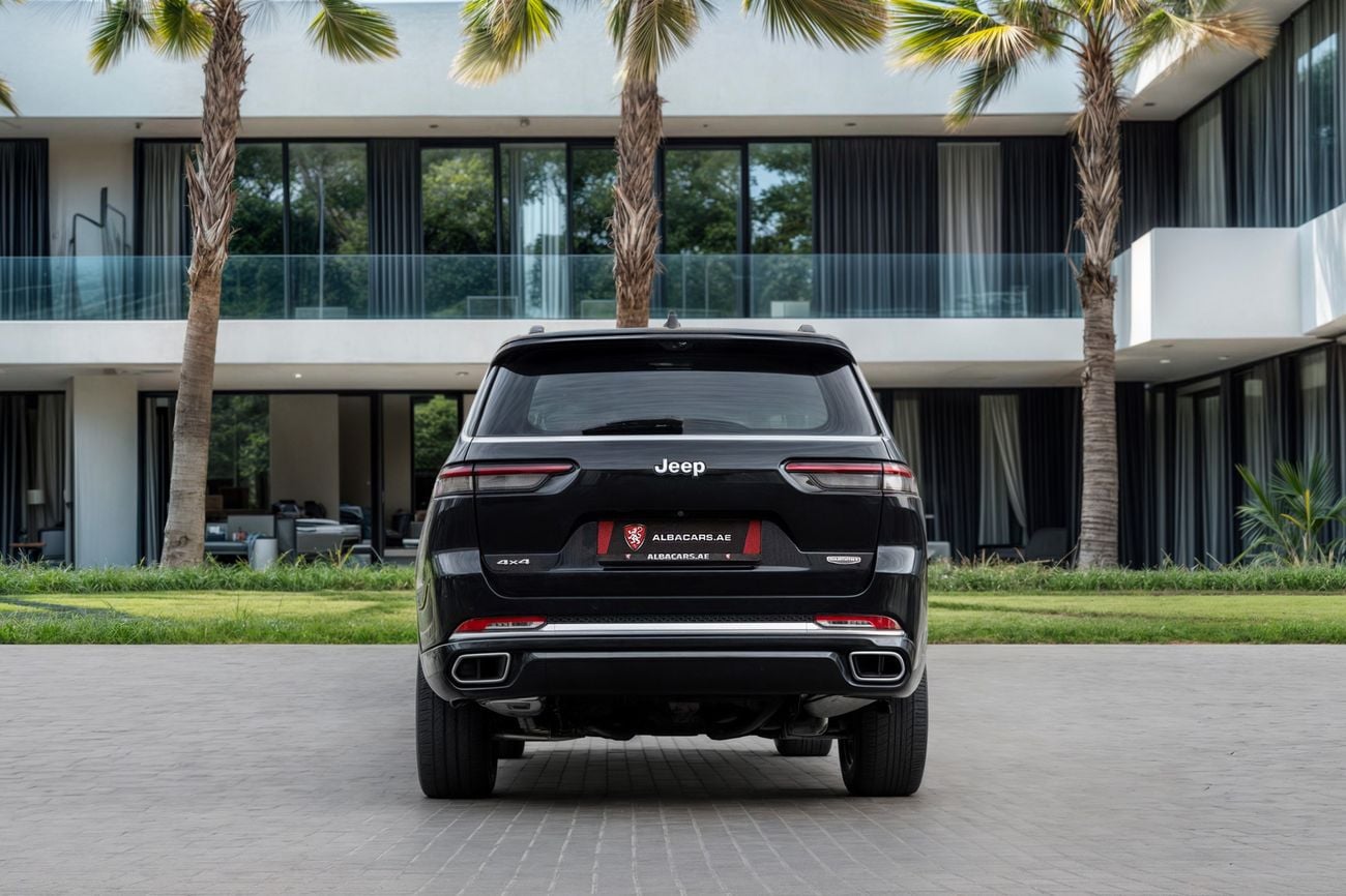 جيب جراند شيروكي Summit Grand Cherokee Summit | 4,407 P.M | 0% Downpayment | JEEP WARRANTY!