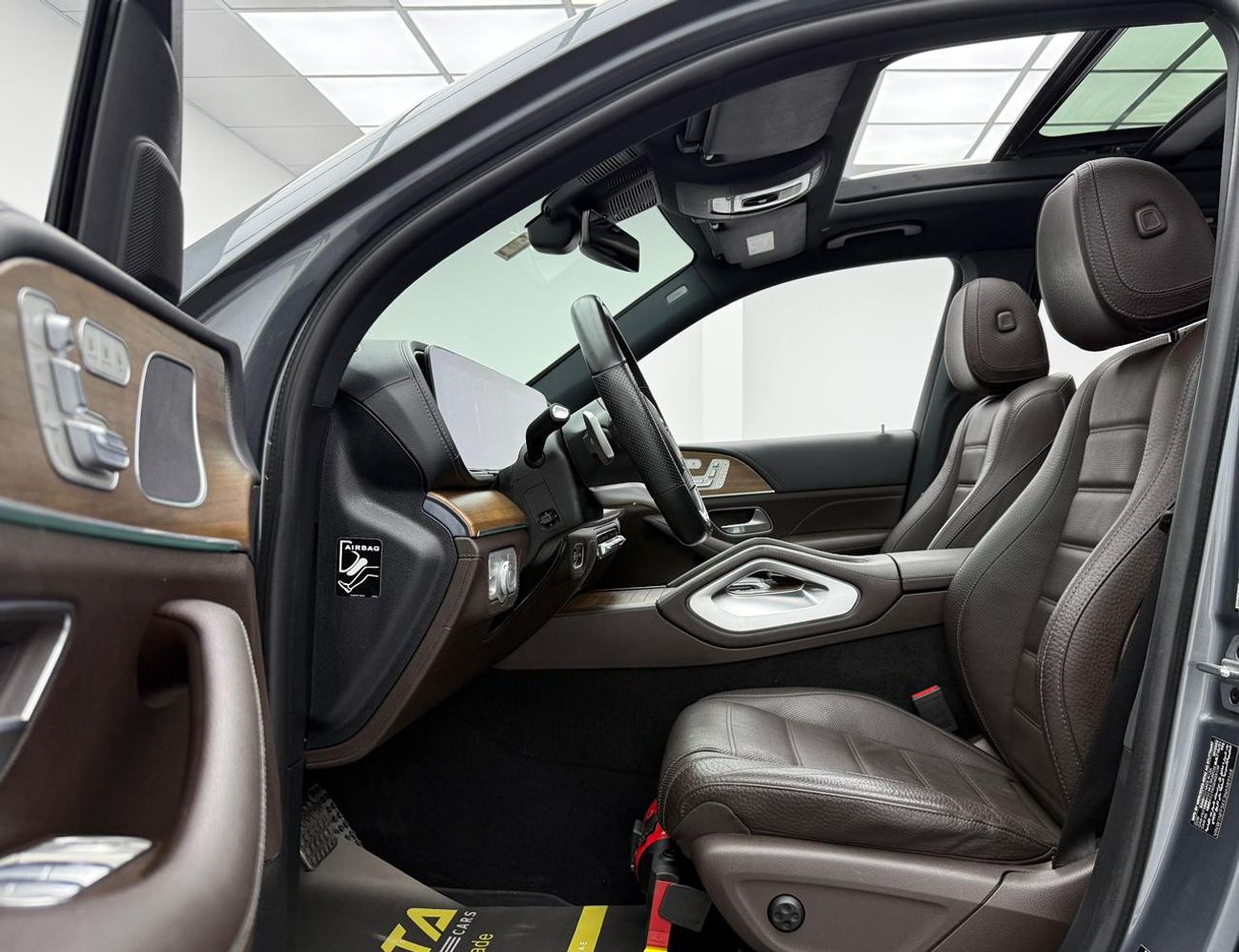 مرسيدس بنز GLS 450 4MATIC 2022 Mercedes Benz GLS450 4MATIC, 2027 Mercedes Warranty + Service Pack, Excellent Condition,