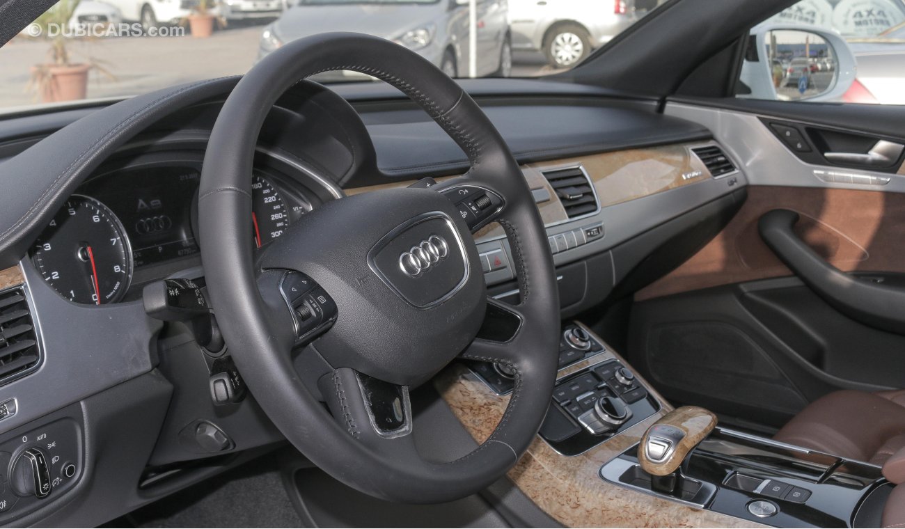 Audi A8 4.0T Quattro V8 TFSI