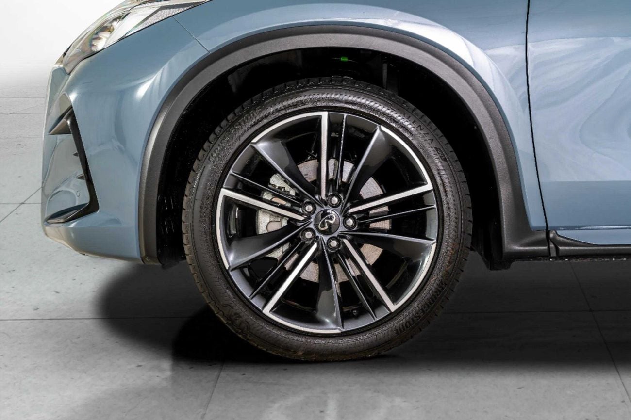 Infiniti QX55 ESSENTIAL 2.0