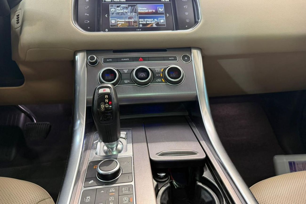 لاند روفر رينج روفر سبورت AED 2,859 / Monthly l Range Rover Sport HSE V6 3.0L l GCC Specs l 0% Down Payment