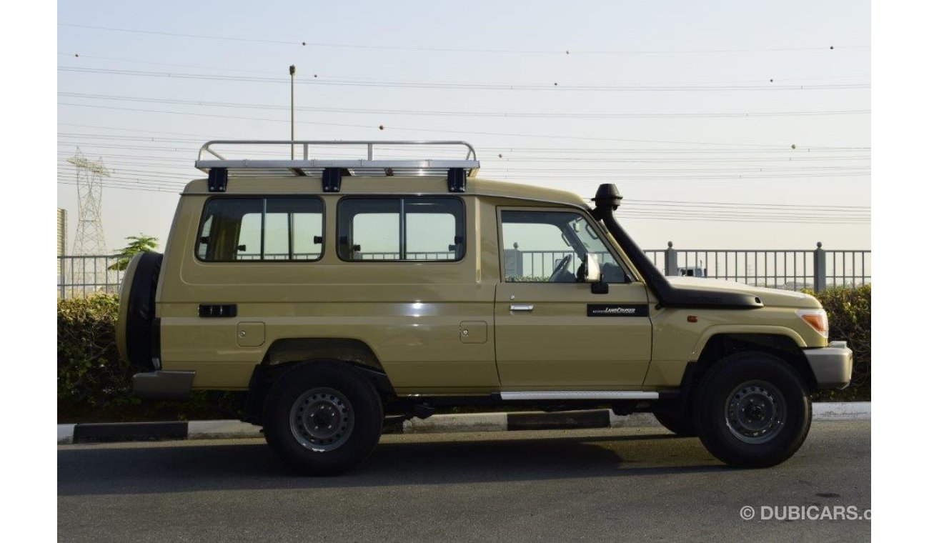 Toyota Land Cruiser 78 HARDTOP LONG WHEEL BASE SPECIAL V8 4.5L DIESEL 9 SEAT MANUAL TRANSMISSION WAGON