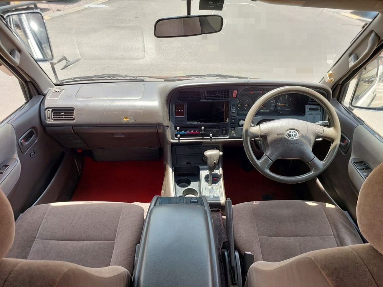 Toyota Hiace TOYOTA HIACE COMMUTER VAN RHD 2001 MODEL 3.0 L DIESEL AUTOMATIC(PM02656)