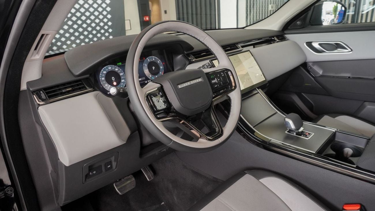 لاند روفر رينج روفر فيلار Range Rover Velar P250 SE - R Dynamic | HUD | Hydraulic | 22 Alloy Wheels | 3 YEARS WARRANTY | 2025 