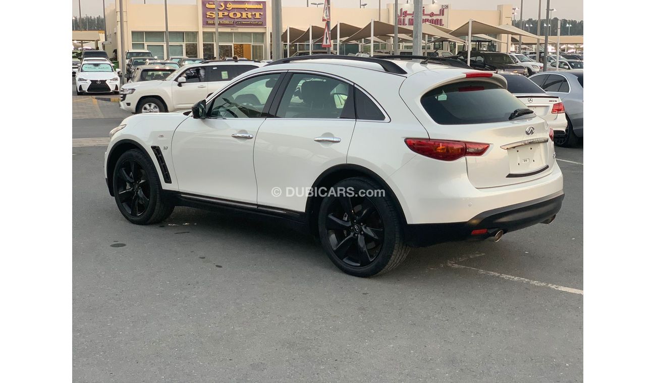 إنفينيتي QX70 Infiniti QX70 S  2015
