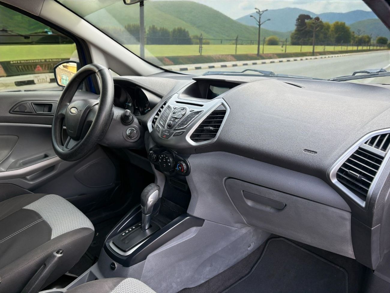 فورد ايكو سبورت 1.5L A/T | 2016 | GCC SPECS | AED 19,500